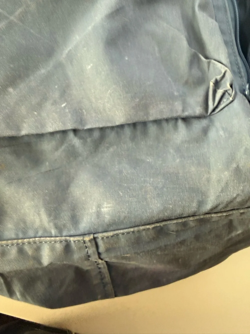 Fjallraven Kånken Laptop 17 Backpack - Blue with Red Logo FLAW